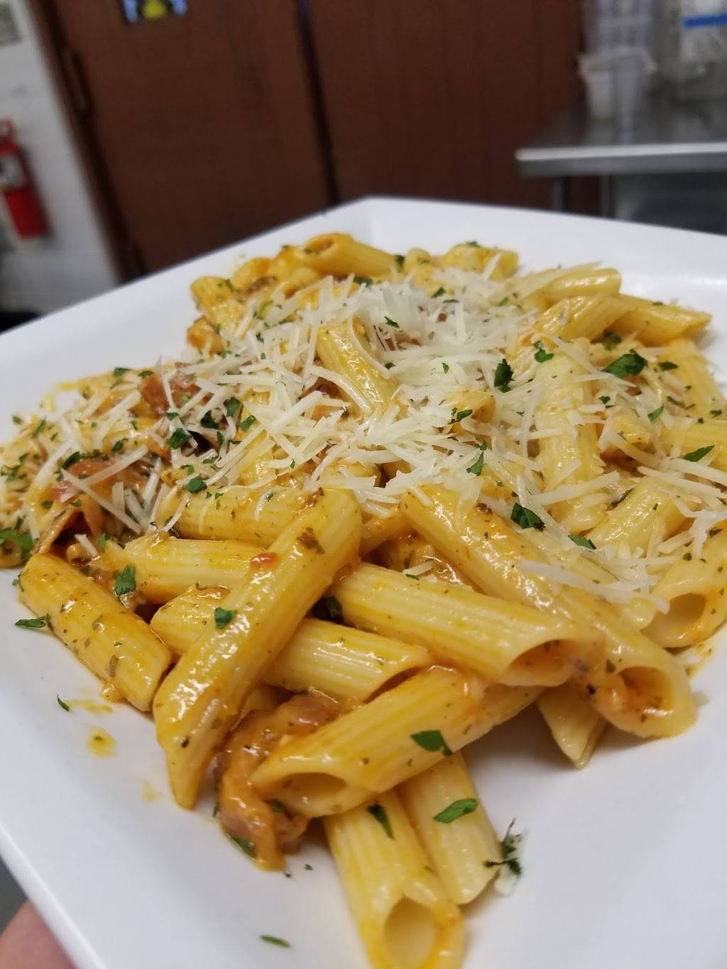 Leonas Pizzeria | restaurant | 66 E Devon Ave, Elk Grove Village, IL 60007, USA | 8473788190 OR +1 847-378-8190