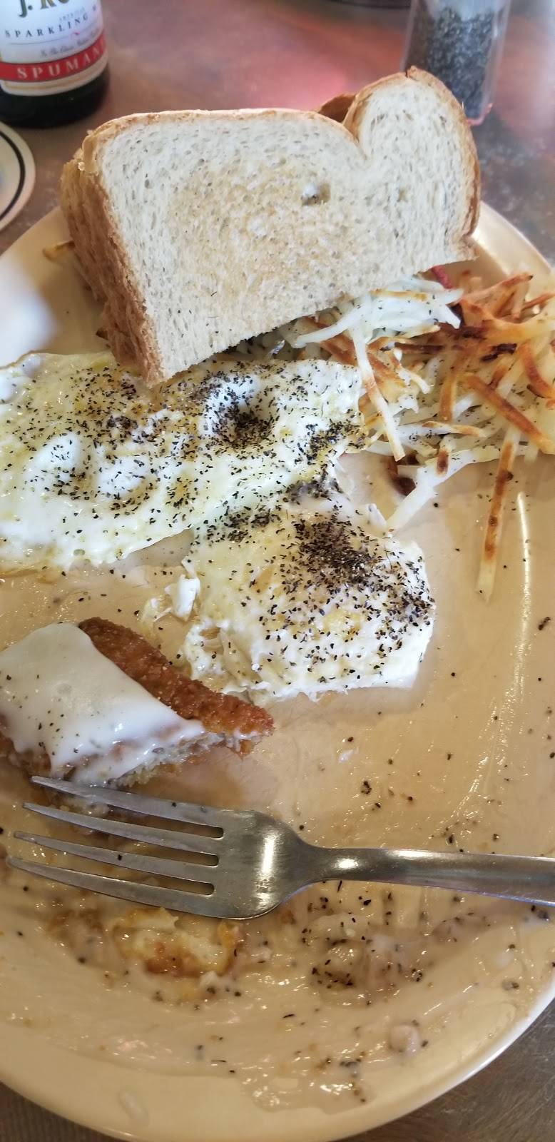 Cedar Creek Inn | restaurant | 1267 County Rd H, New Richmond, WI 54017, USA | 7152487014 OR +1 715-248-7014