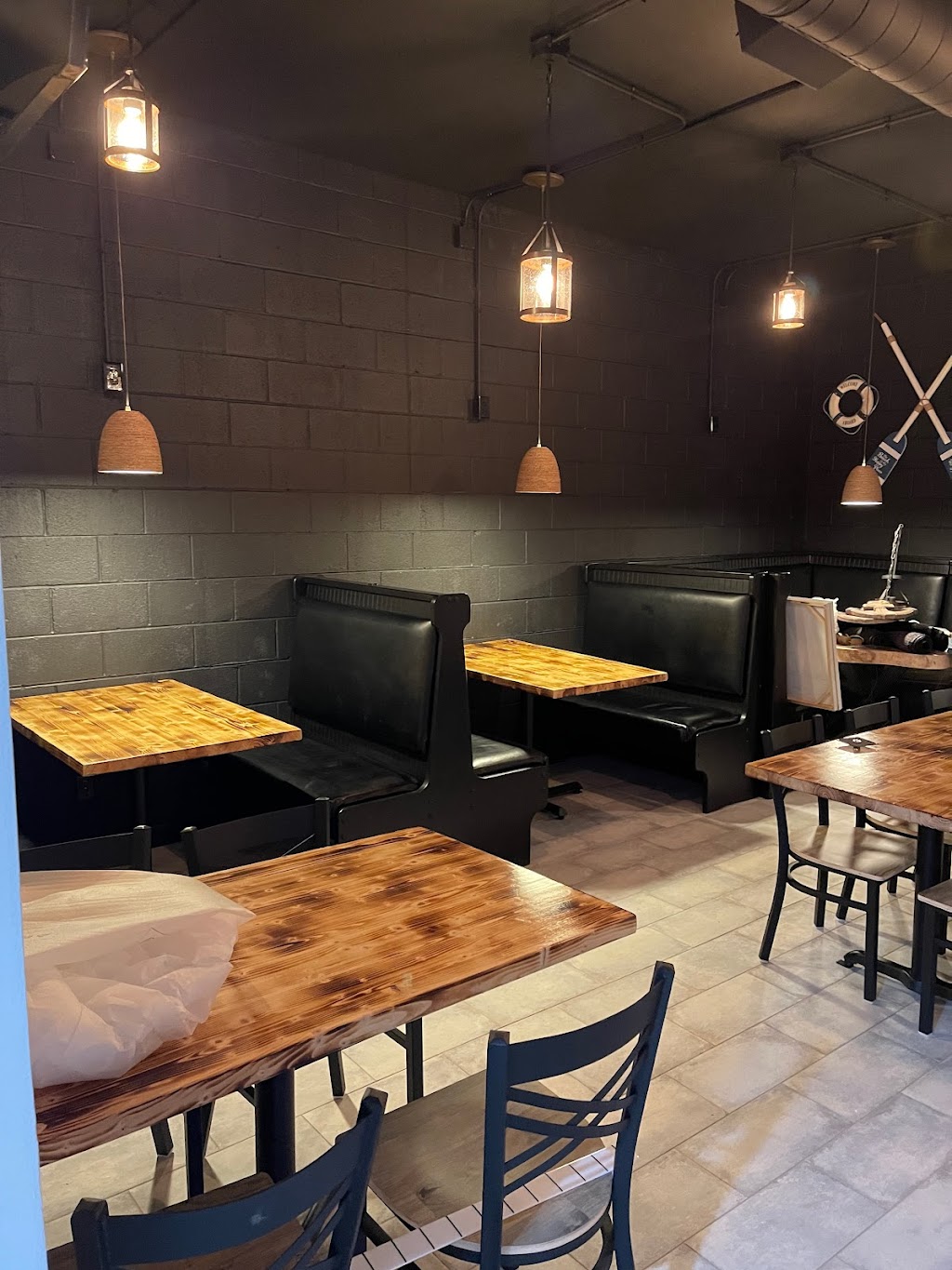 Mariscos La Tovara | restaurant | 2516 E 10th St, Greenville, NC 27858, USA | 2527021479 OR +1 252-702-1479