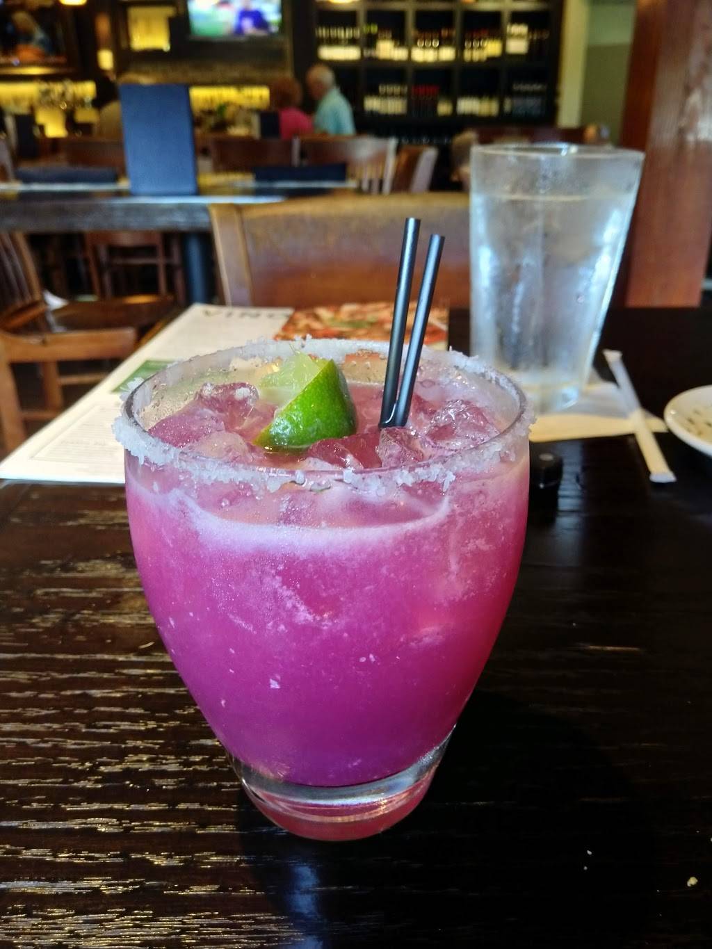 Carrabbas Italian Grill | restaurant | 7620 N Wickham Rd, Melbourne, FL 32940, USA | 3212530991 OR +1 321-253-0991