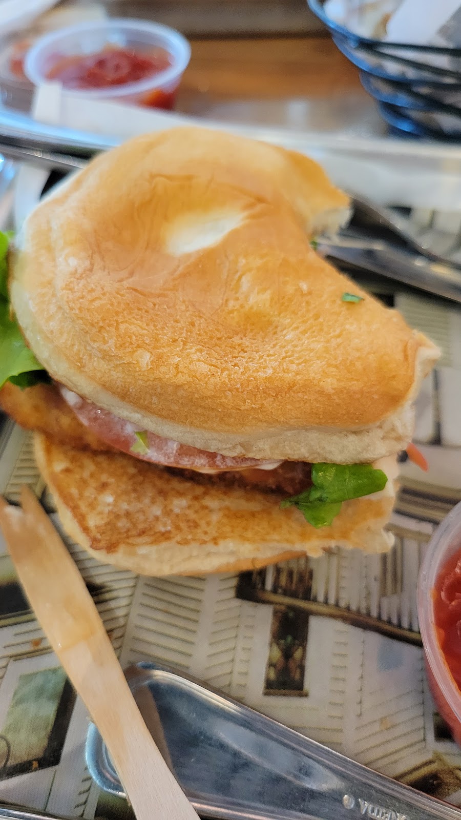 Wahlburgers @ Hy-Vee | restaurant | 1500 Central Park Commons Dr, Eagan, MN 55121, USA | 6514053672 OR +1 651-405-3672