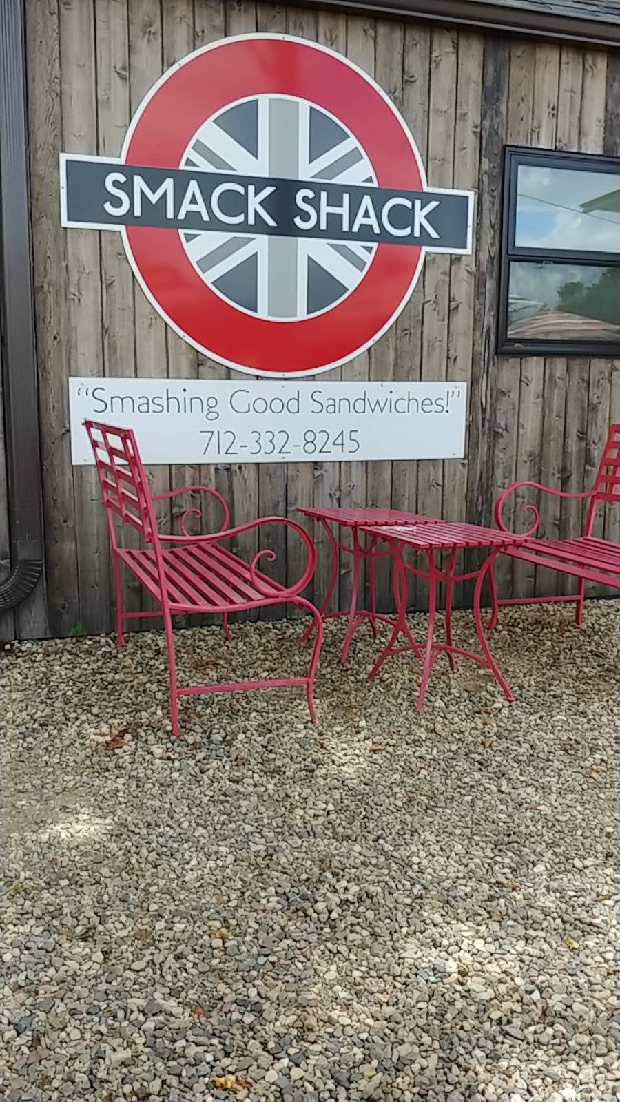 Smack Shack | restaurant | 1302 US-71, Okoboji, IA 51355, USA | 7123328245 OR +1 712-332-8245