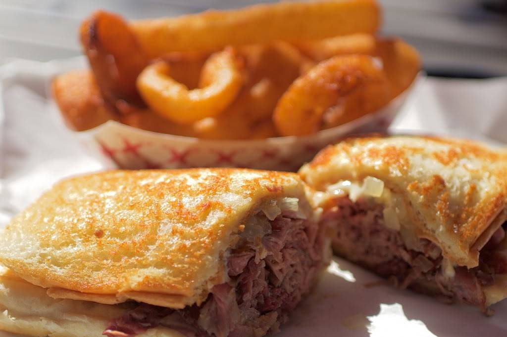 Adamsons French Dip | meal takeaway | 806 W El Camino Real, Sunnyvale, CA 94087, USA | 4088309024 OR +1 408-830-9024
