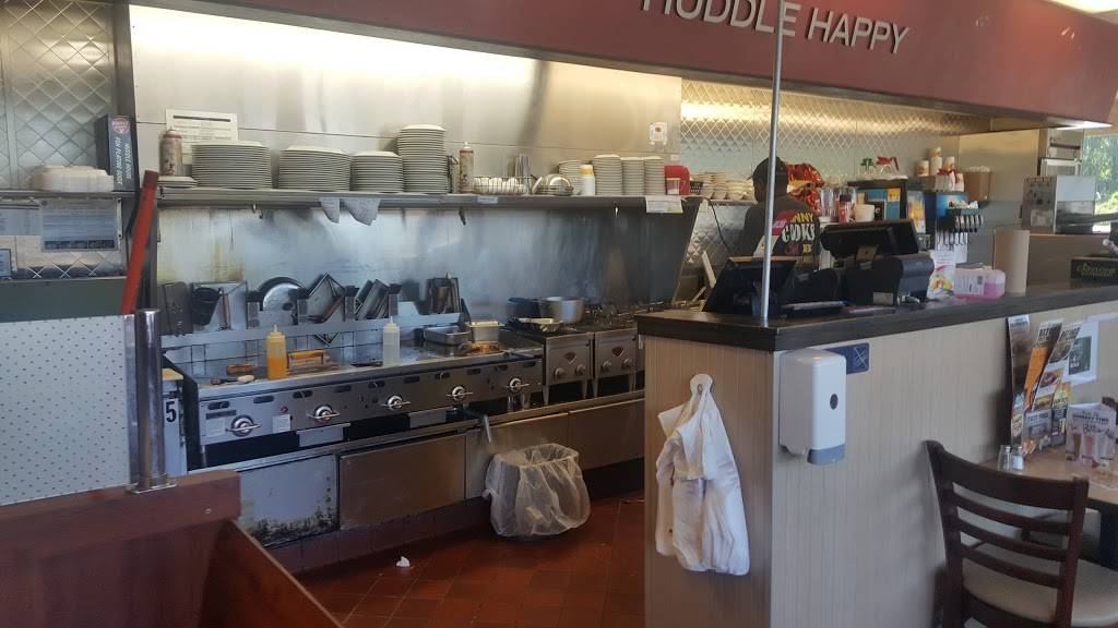 Huddle House | restaurant | 799 Radford Blvd, Dillon, SC 29536, USA | 8437741913 OR +1 843-774-1913