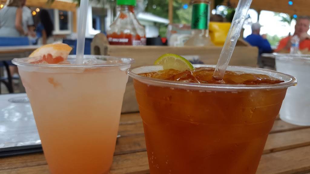 Island Time Bar & Grill | restaurant | George Washington Memorial Pkwy, Arlington, VA 22202, USA | 2023470173 OR +1 202-347-0173