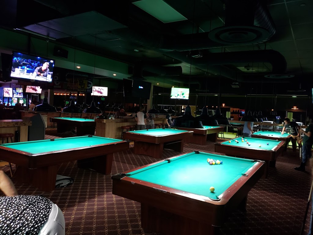 Clicks Billiards | restaurant | 2800 Forestwood Dr #148, Arlington, TX 76006, USA | 8176497665 OR +1 817-649-7665