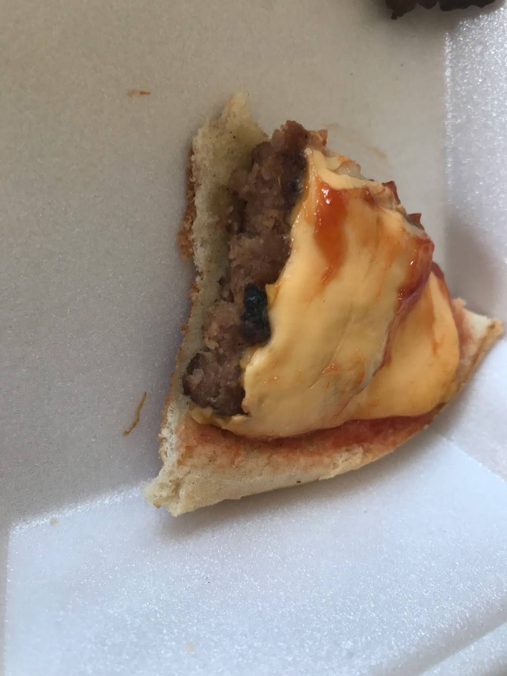 Tommys Red Hots | restaurant | 191 Randall Rd, Lake in the Hills, IL 60156, USA | 8476584088 OR +1 847-658-4088