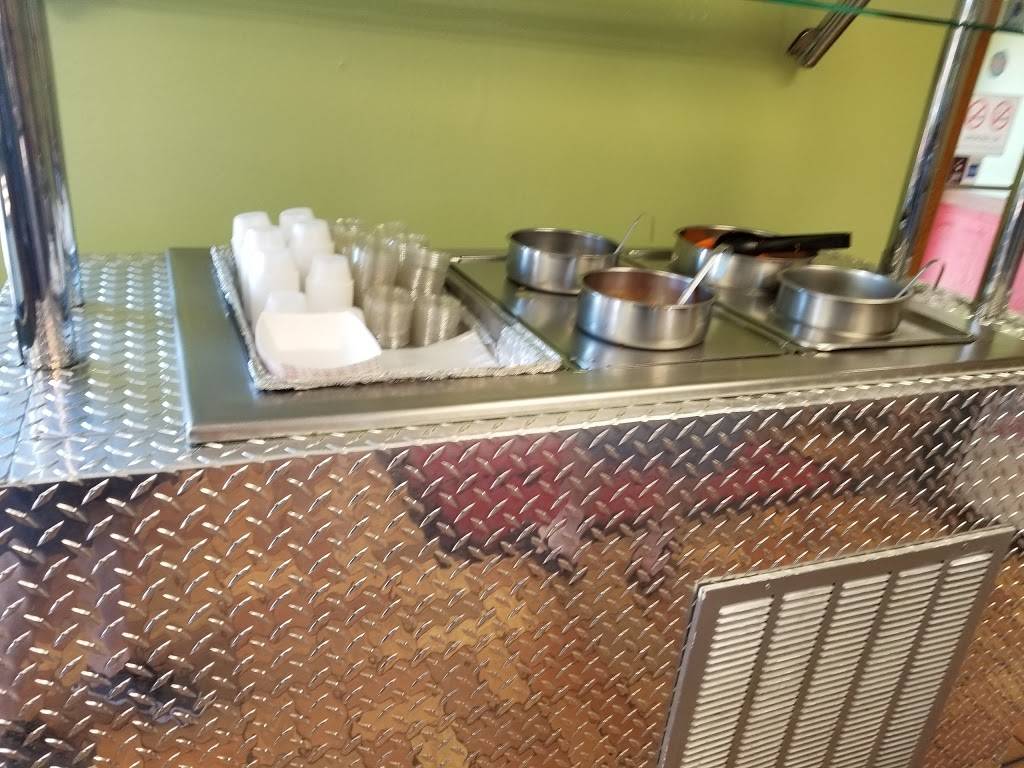 De Leons Taco Rico | restaurant | 2748 S 48th St, Lincoln, NE 68506, USA | 4024845015 OR +1 402-484-5015