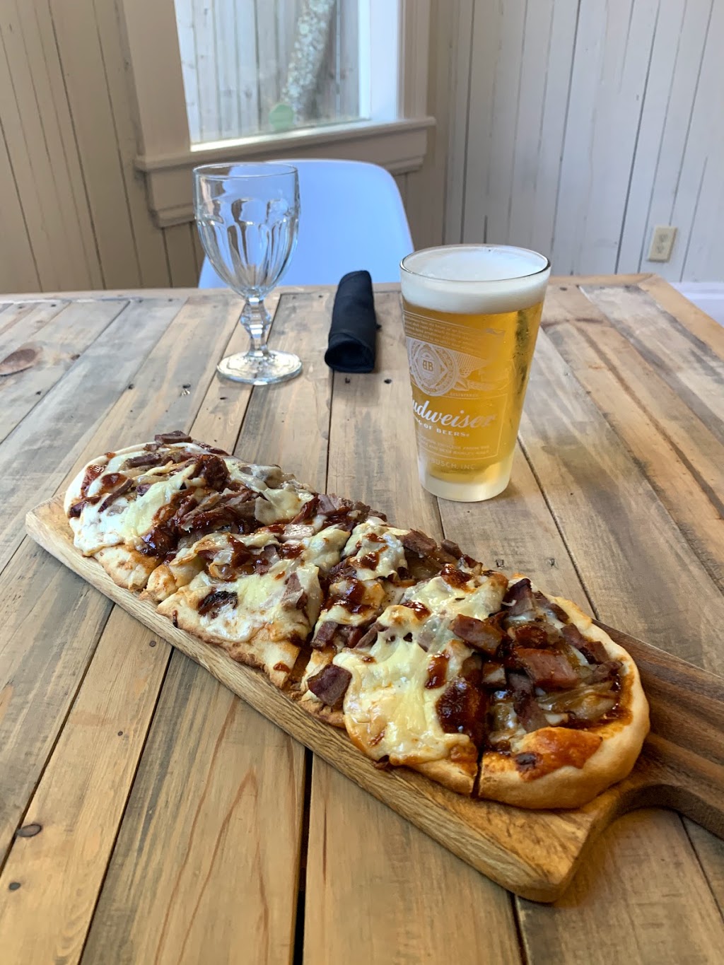 The August House | restaurant | 4513 Old Shell Rd, Mobile, AL 36608, USA | 2512870976 OR +1 251-287-0976