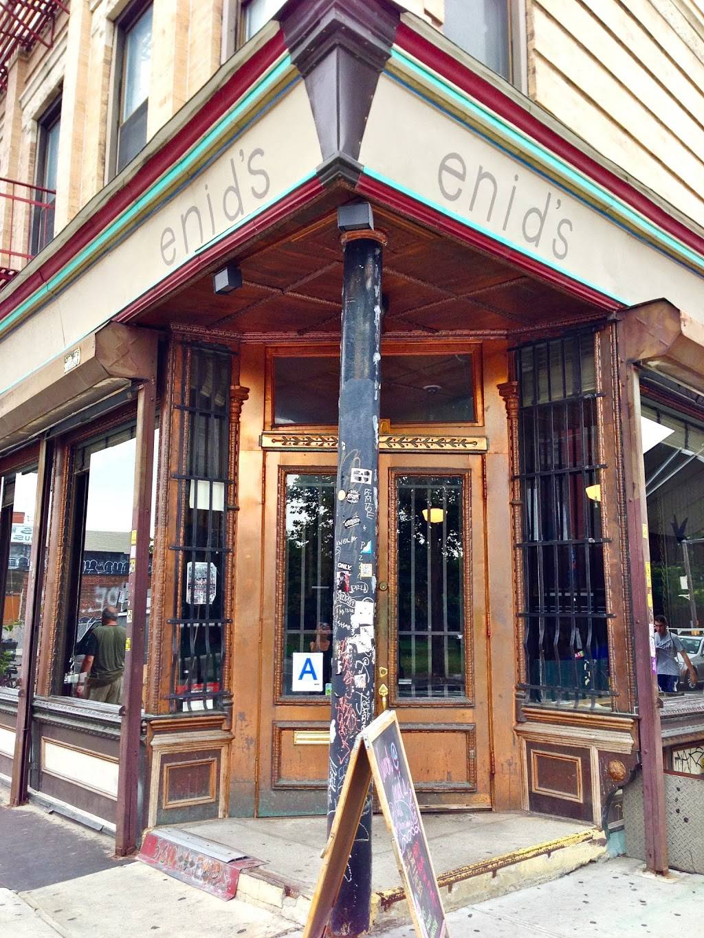 Enids | restaurant | 560 Manhattan Ave, Brooklyn, NY 11222, USA | 7183493859 OR +1 718-349-3859