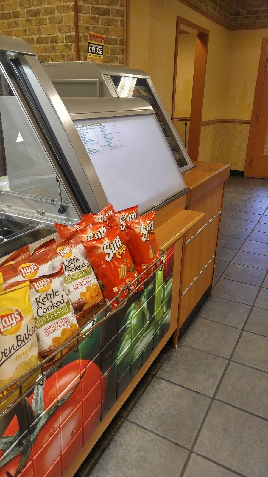 Subway | restaurant | 3440 Elvis Presley Blvd, Memphis, TN 38116, USA | 9013443330 OR +1 901-344-3330