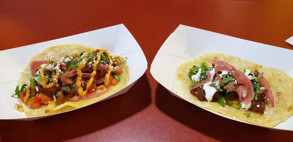 La Michoacana | restaurant | 3616 W Touhy Ave, Skokie, IL 60076, USA | 2245347964 OR +1 224-534-7964