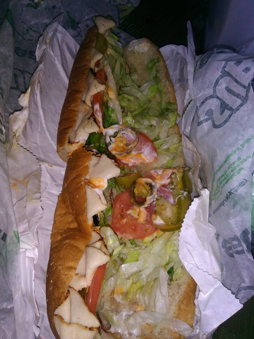 Subway Restaurants | restaurant | 168-16 Jamaica Ave, Jamaica, NY 11432, USA | 7182970236 OR +1 718-297-0236