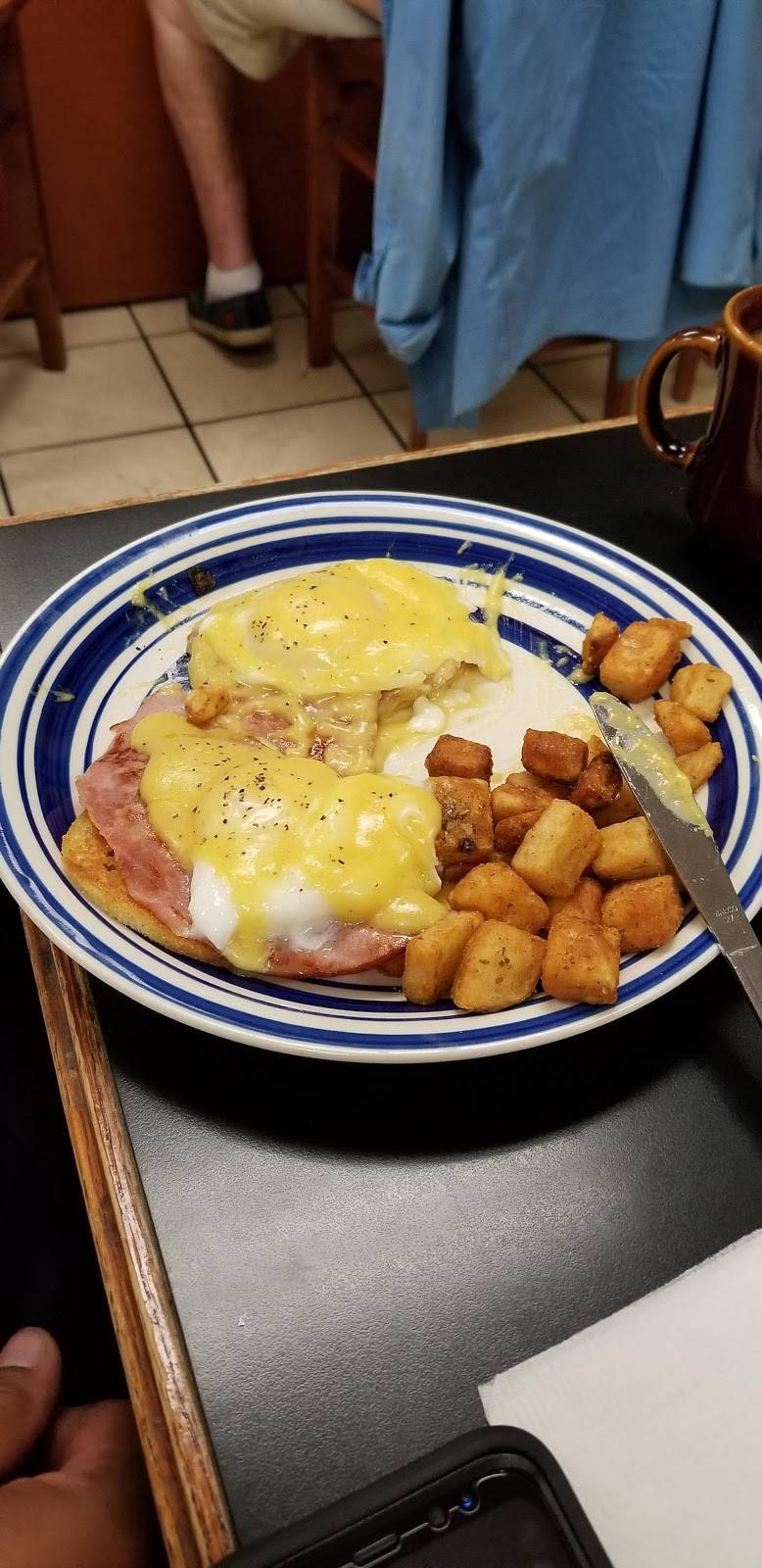 Jos Best Diner | cafe | 1050 Pearl St, Brockton, MA 02301, USA | 5085848334 OR +1 508-584-8334