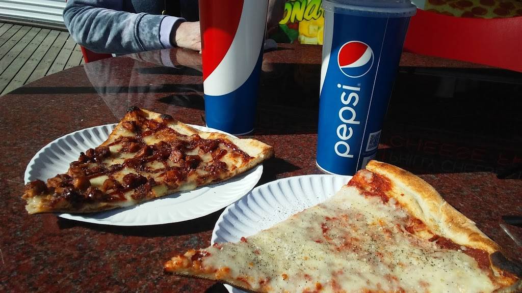 The Original LoPrestis Pizza & Grill | restaurant | 1701 Boardwalk, Atlantic City, NJ 08401, USA | 6093456339 OR +1 609-345-6339