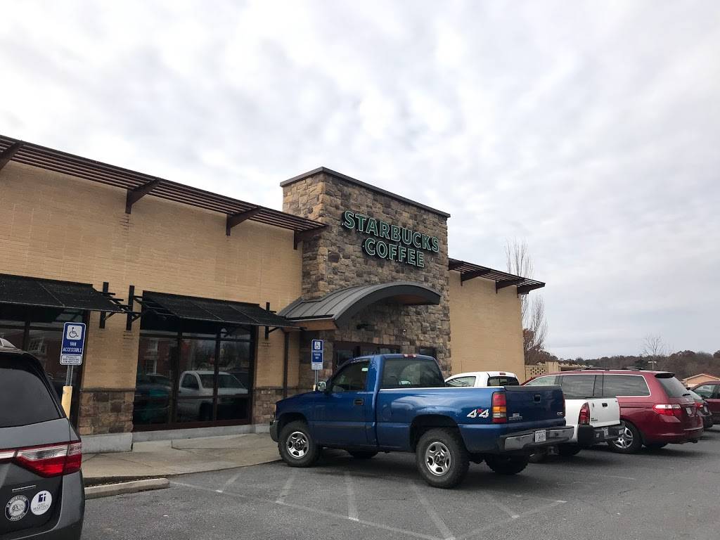Starbucks | cafe | 125 Riverton Commons Plaza, Front Royal, VA 22630, USA | 5406354679 OR +1 540-635-4679
