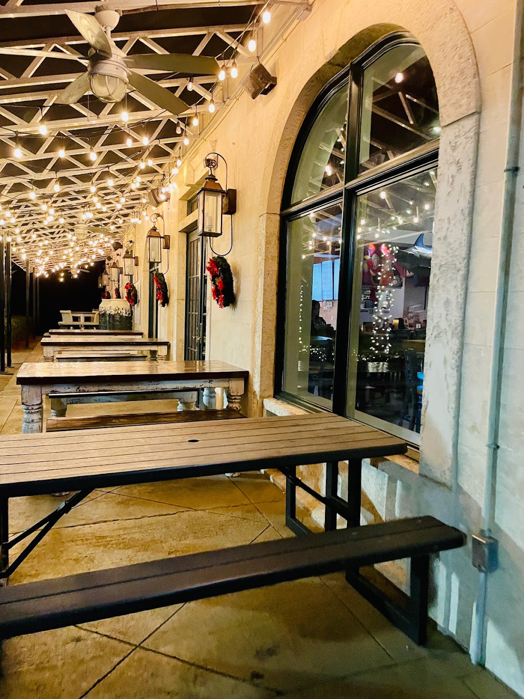 Lola Coastal Italian | restaurant | 10343 E County Hwy 30A, Rosemary Beach, FL 32461, USA | 8502994030 OR +1 850-299-4030