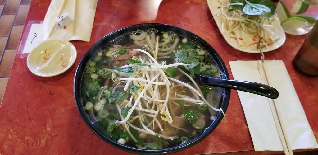 Pho Ramen Noodles House | restaurant | 20550 Hwy 11, Bradford, ON L3Z 2B2, Canada | 9057756626 OR +1 905-775-6626