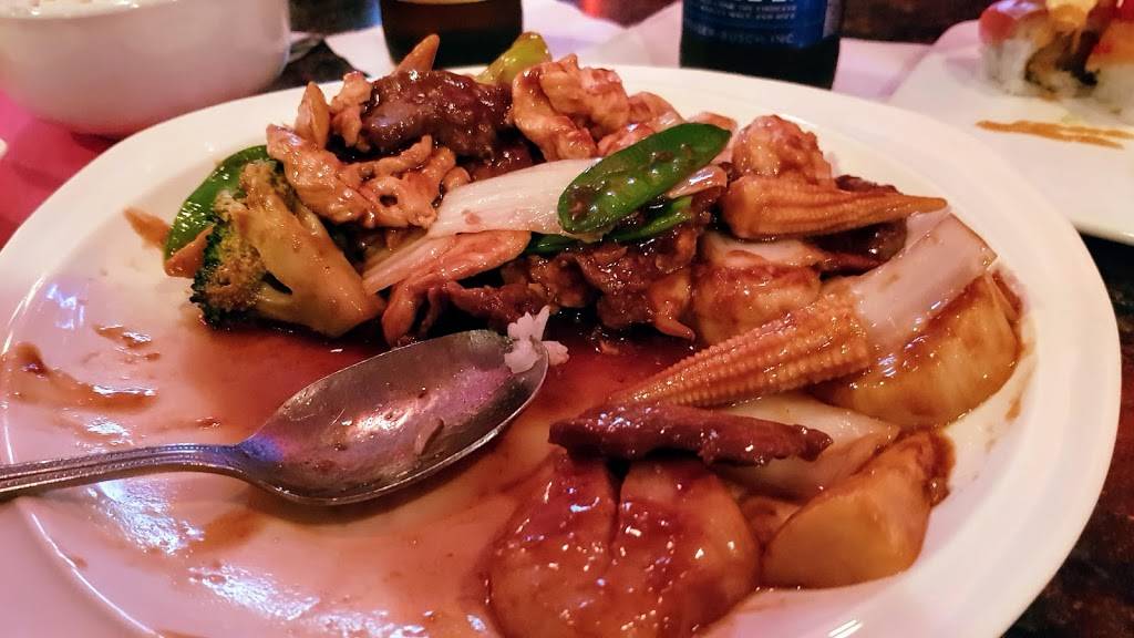 Osaka Lucky Garden | restaurant | 522 Shirley St, Winthrop, MA 02152, USA | 6178468560 OR +1 617-846-8560