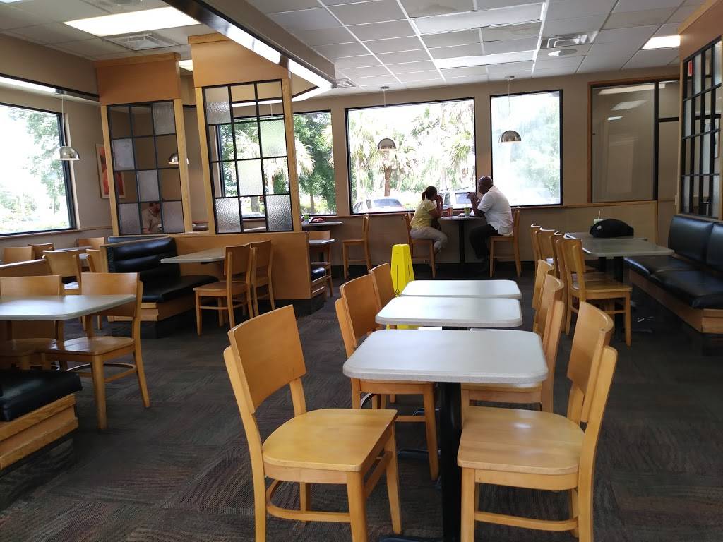 Wendys | restaurant | 8245 N Wickham Rd, Melbourne, FL 32940, USA | 3212535999 OR +1 321-253-5999