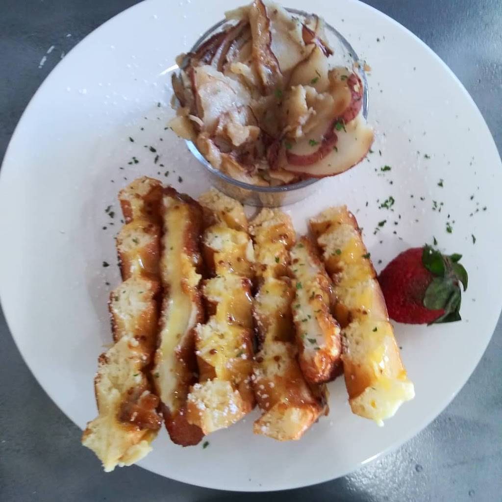 Bistro 870 | restaurant | 6104 Haverford Ave, Philadelphia, PA 19151, USA | 2159214346 OR +1 215-921-4346