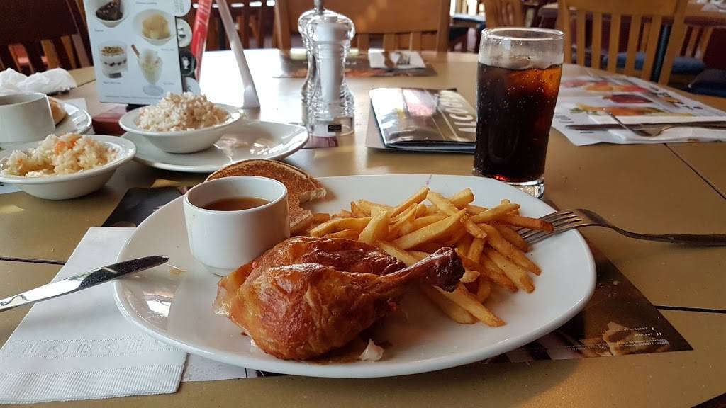 St-Hubert | restaurant | 1415 Boulevard Moody, Terrebonne, QC J6X 4C8, Canada | 5143855555 OR +1 514-385-5555