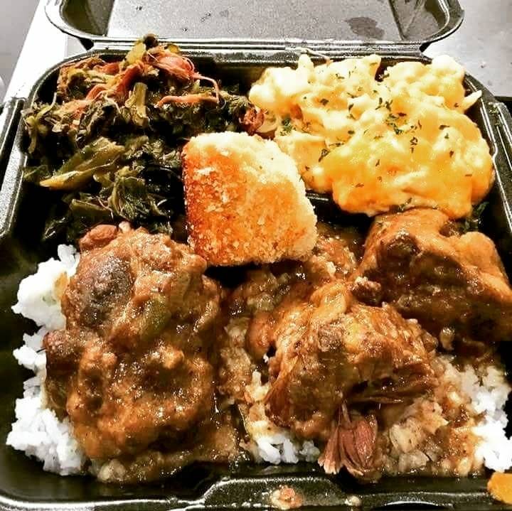 Time 2 Grub | restaurant | 1140 Commerce Center Dr space p11, Lancaster, CA 93534, USA | 6614680280 OR +1 661-468-0280