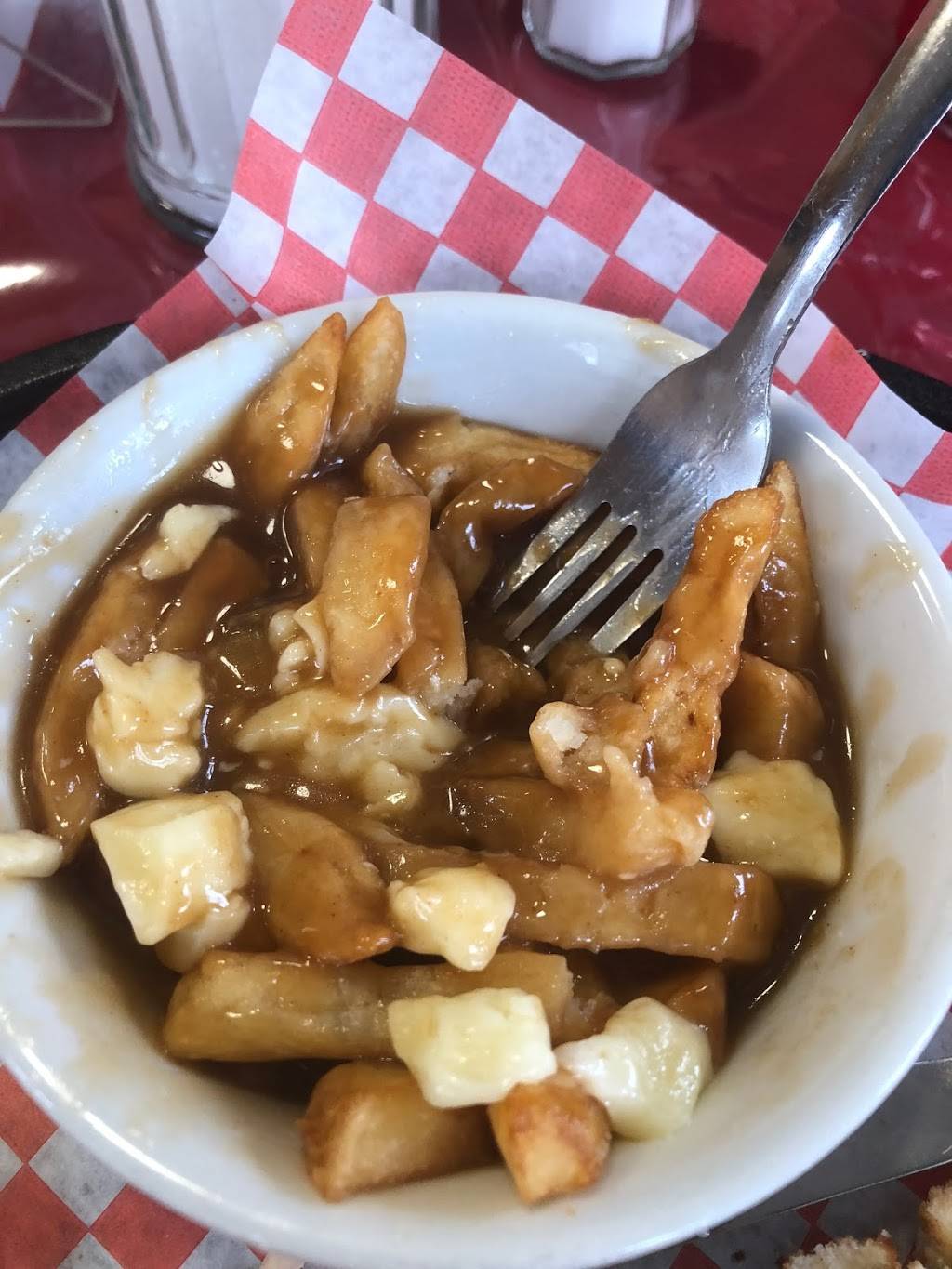 Chez Renaud | restaurant | 5 Chemin du Pont, Val-des-Monts, QC J8N 2H7, Canada | 8194576969 OR +1 819-457-6969