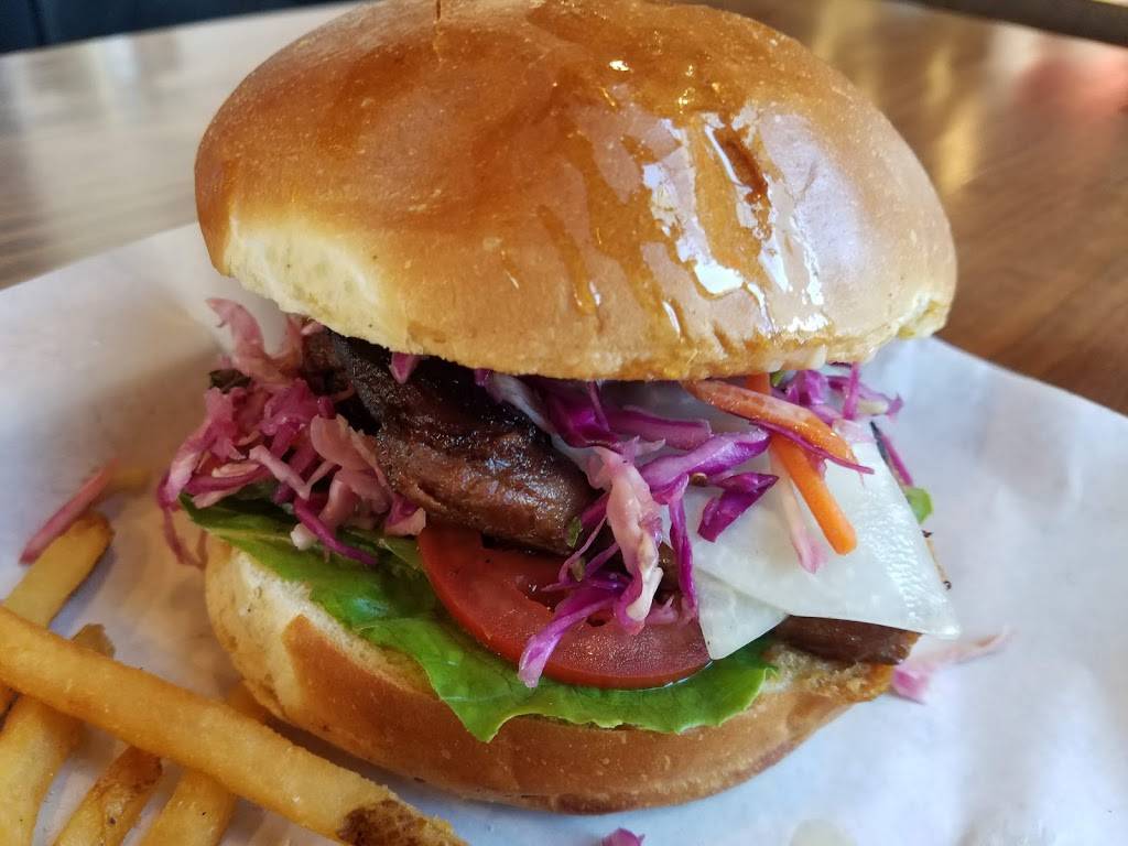 SHIOK! Asian Street Food | restaurant | 2595 Airport Dr, Torrance, CA 90505, USA | 4243601333 OR +1 424-360-1333