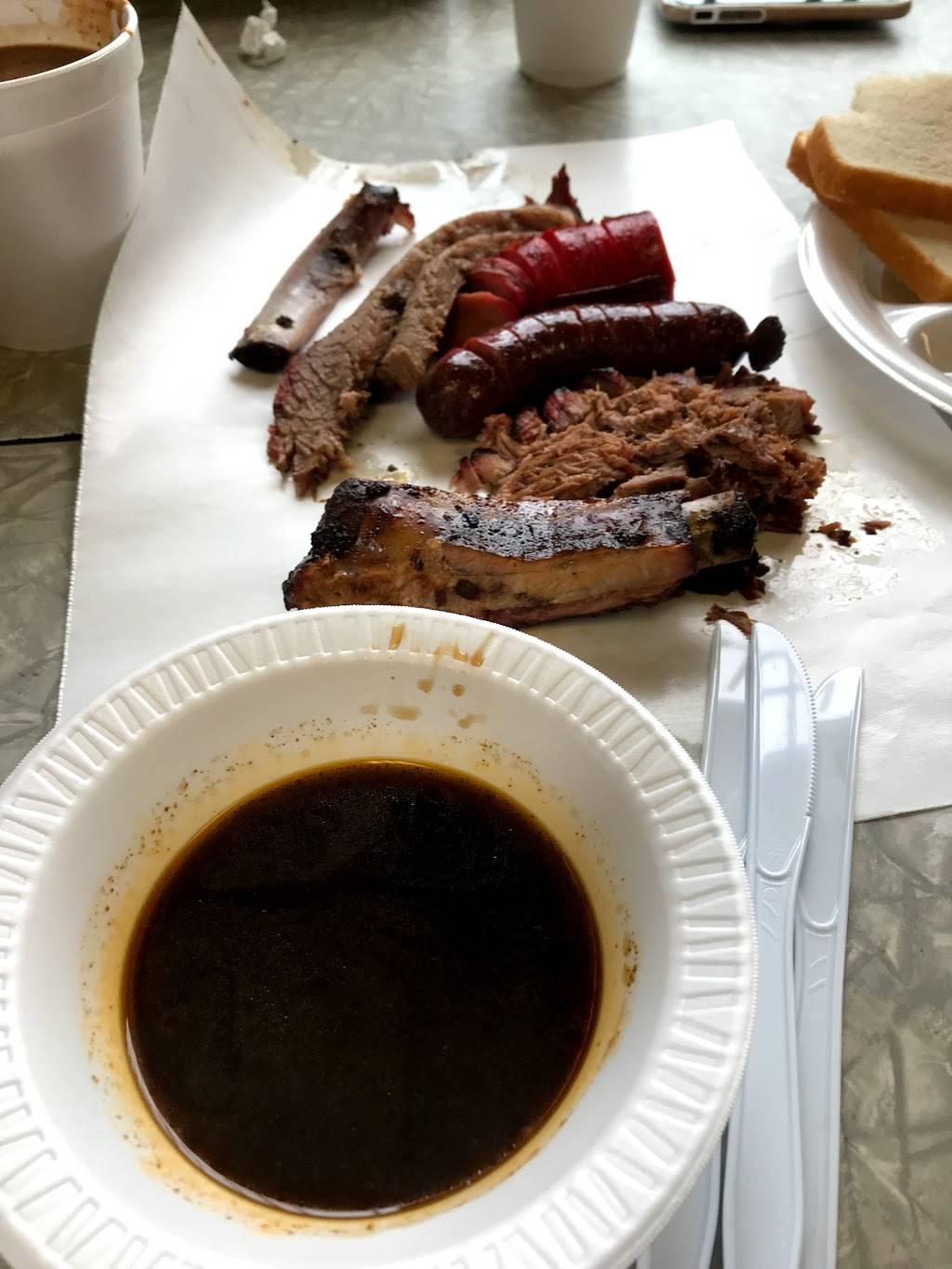 Jaspers BBQ | restaurant | 105 Clifton St, Waco, TX 76704, USA | 2547320899 OR +1 254-732-0899