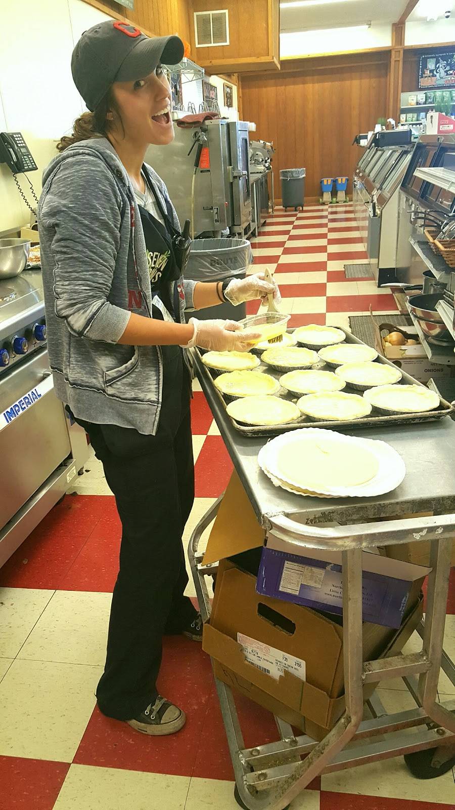 Seven Grains Natural Market | restaurant | 92 West Ave, Tallmadge, OH 44278, USA | 3306339999 OR +1 330-633-9999