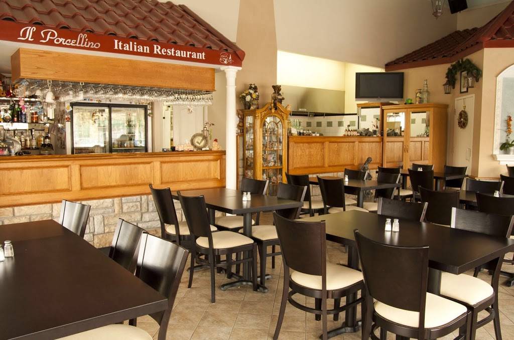 Il Porcellino Italian Restaurant And Catering | restaurant | 1-6720 Davand Dr, Mississauga, ON L5T 2K7, Canada | 9056969755 OR +1 905-696-9755
