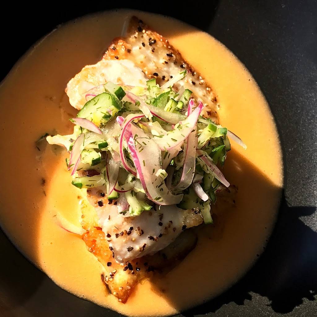 Headwaters | restaurant | 23352 US-27 #50, High Springs, FL 32643, USA | 3864542437 OR +1 386-454-2437