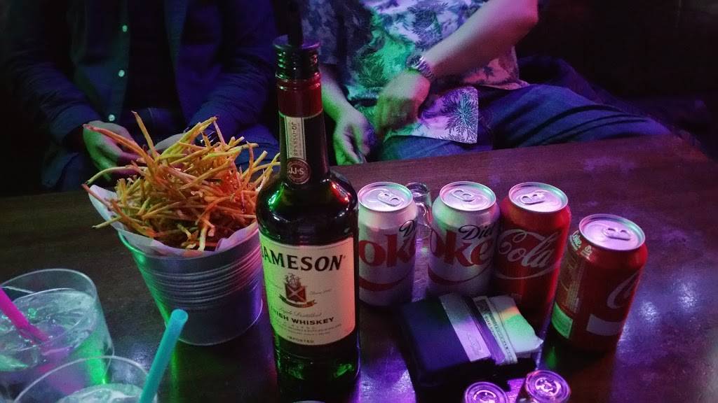 B.D.G | restaurant | 2660 Golf Rd, Glenview, IL 60025, USA | 8477292600 OR +1 847-729-2600