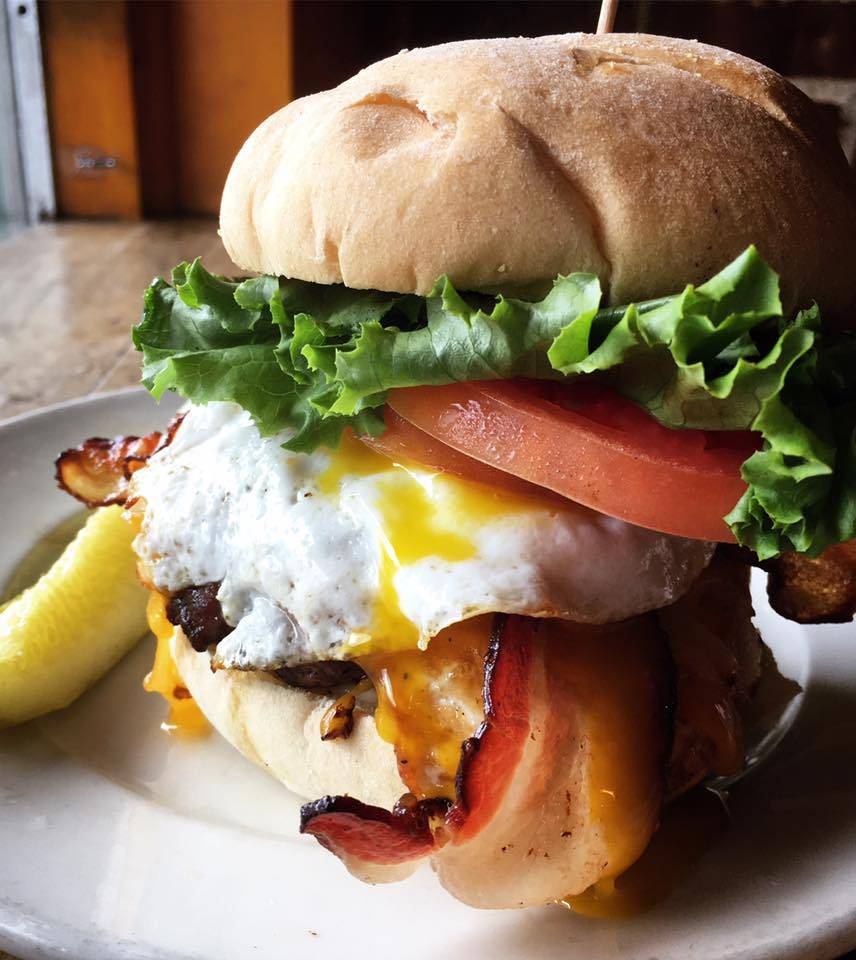 New York Deli | restaurant | 2920 W Cary St, Richmond, VA 23221, USA | 8043583354 OR +1 804-358-3354