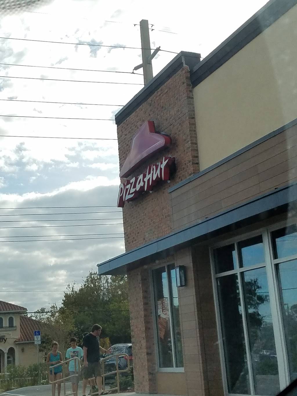 Pizza Hut | meal takeaway | 7840 N Wickham Rd, Melbourne, FL 32940, USA | 3214212034 OR +1 321-421-2034