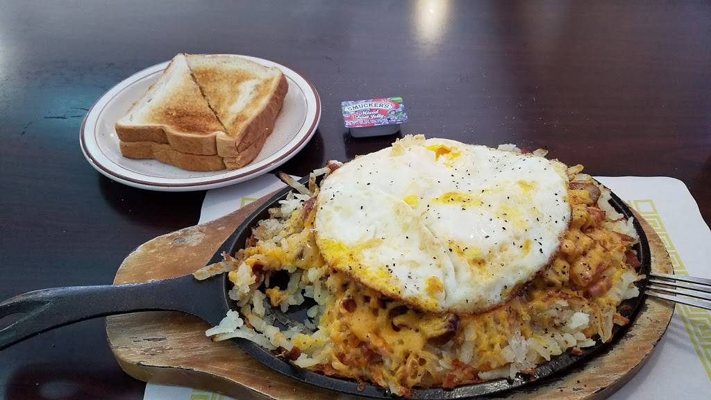 Country Oven of Berkley, MI | restaurant | 4075 Twelve Mile Rd, Berkley, MI 48072, USA | 2485480288 OR +1 248-548-0288