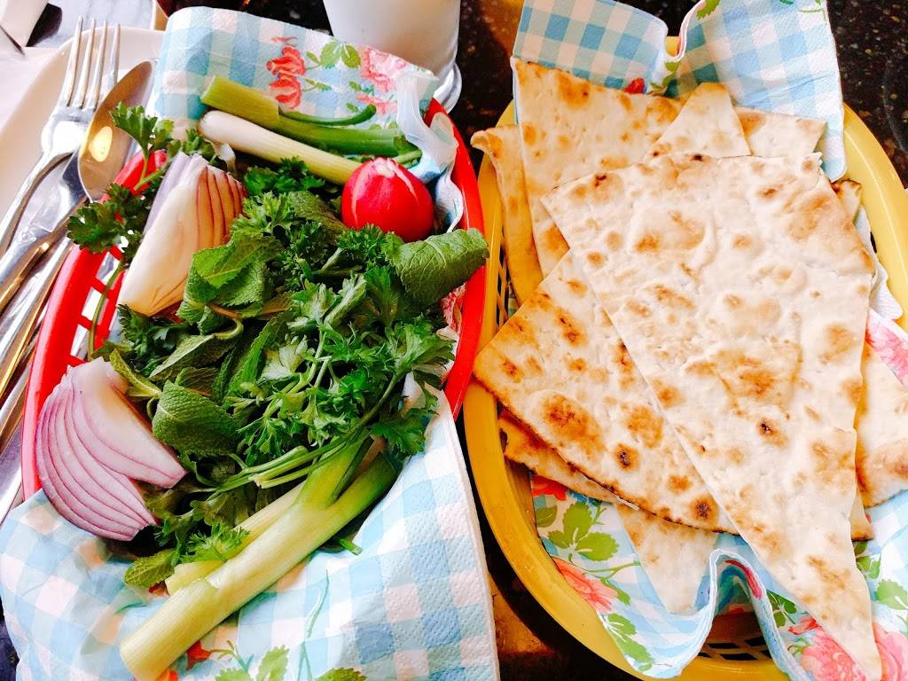 TJ Grill | restaurant | 845 Lakeshore Rd E, Mississauga, ON L5E 1C9, Canada | 9058919997 OR +1 905-891-9997