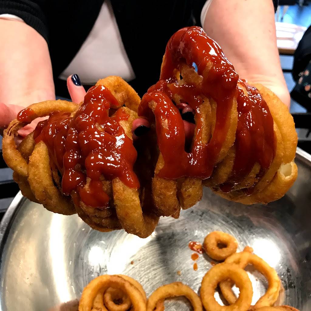 Philthy Phillys | restaurant | 2573 Victoria Park Ave, Scarborough, ON M1T 1A4, Canada | 4167925757 OR +1 416-792-5757