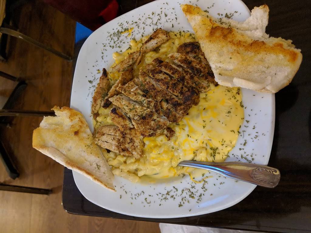 The Hive Bar & Grill | restaurant | 618 W Lantana Rd, Lantana, FL 33462, USA | 5615139168 OR +1 561-513-9168