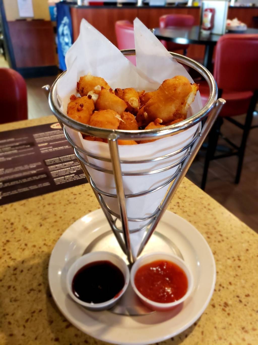 Monarch Recovery Sports Grill | restaurant | 4500 Hampton Blvd, Norfolk, VA 23508, USA | 7572132050 OR +1 757-213-2050