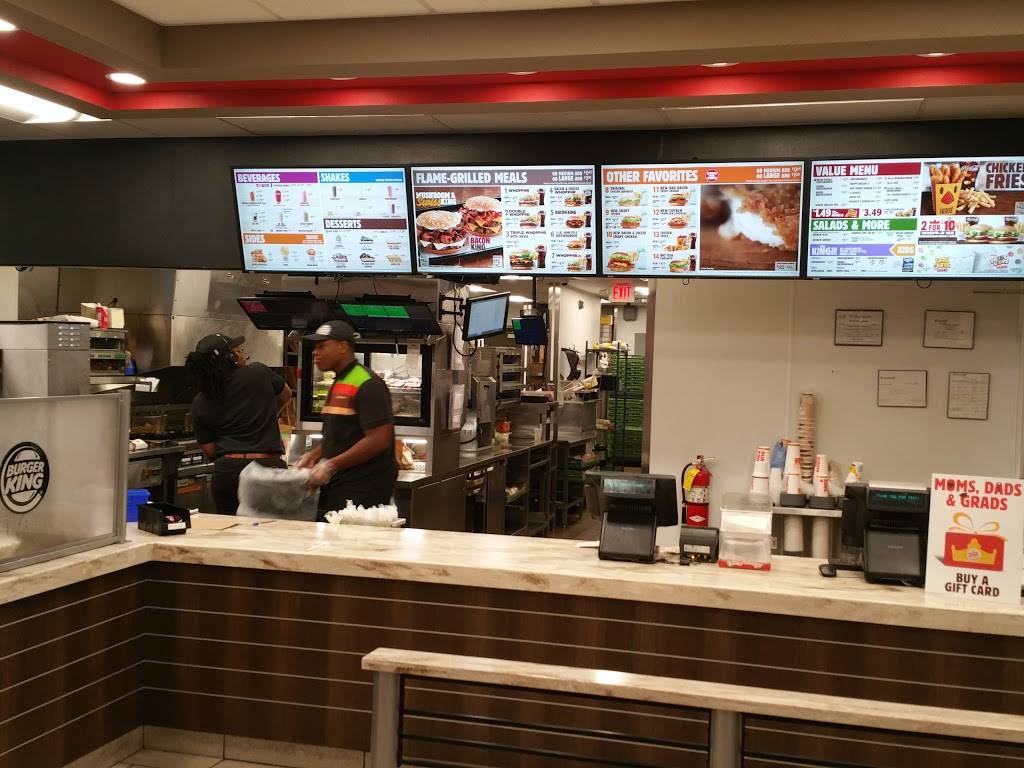 Burger King | restaurant | 14 W De Renne Ave, Savannah, GA 31405, USA | 9123522514 OR +1 912-352-2514
