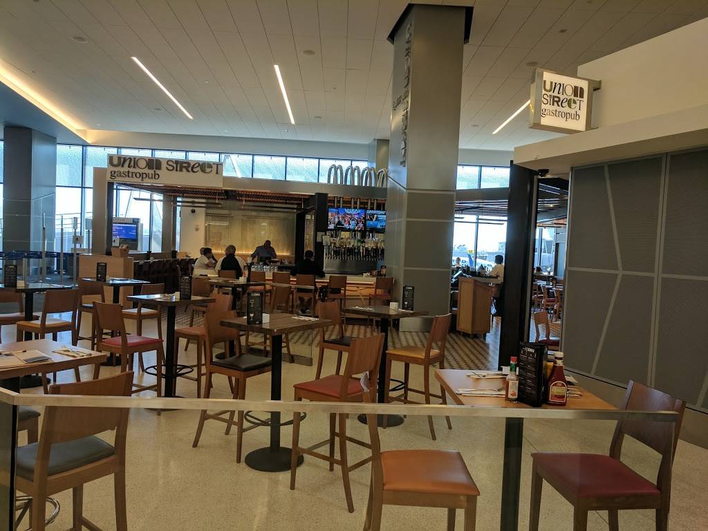 Union Street Gastropub | restaurant | Terminal 3, San Francisco International Airport, San Francisco, CA 94128, USA | 6508218465 OR +1 650-821-8465