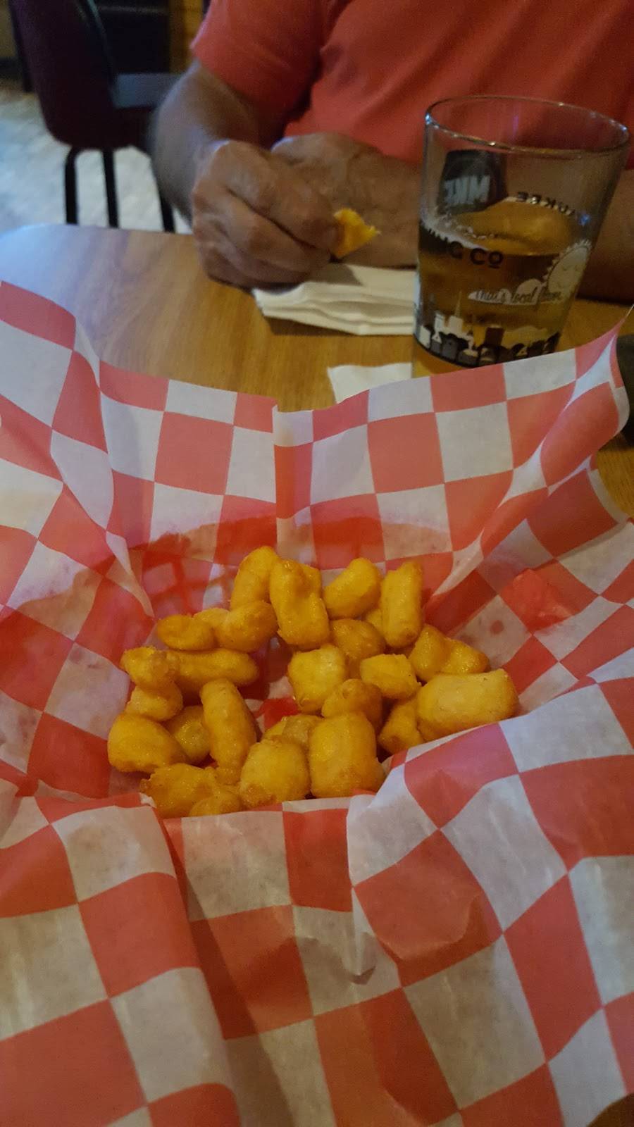 Tnts Russted Nail | restaurant | 16695 WI-32, Mountain, WI 54149, USA | 7152762442 OR +1 715-276-2442