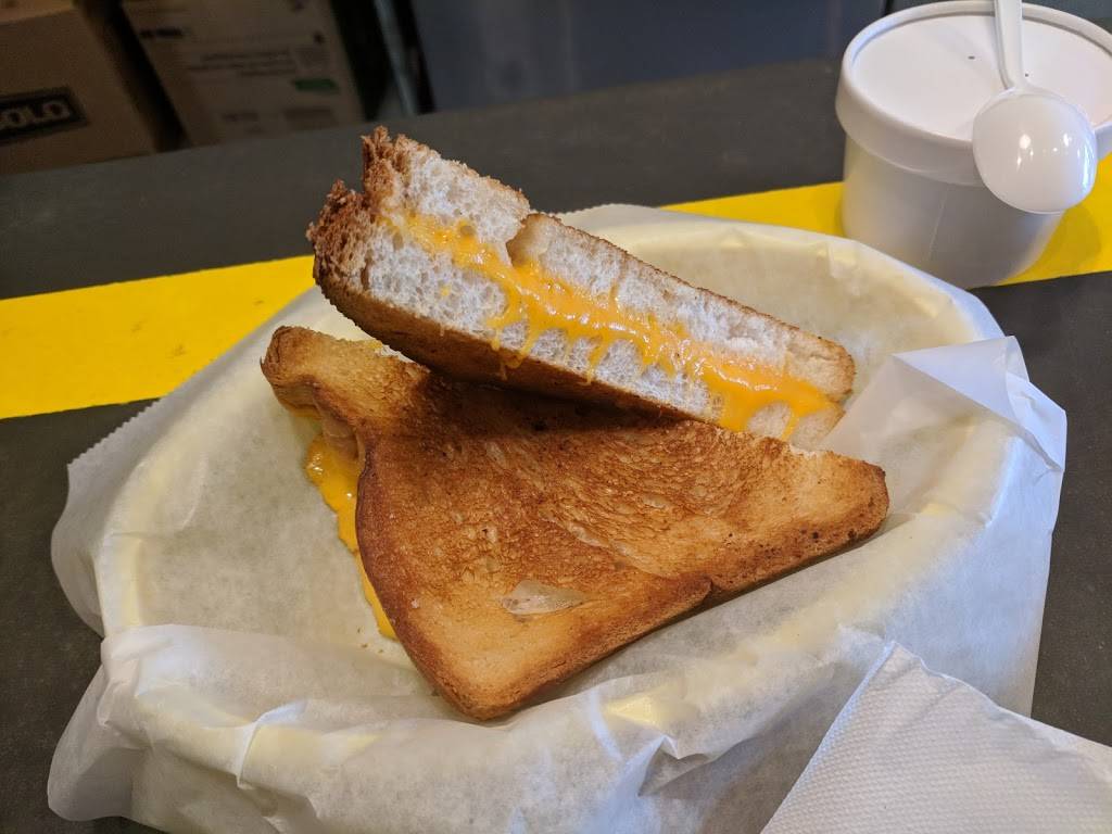 Central Melt | restaurant | 685 Central Ave, St. Petersburg, FL 33701, USA | 7273465338 OR +1 727-346-5338