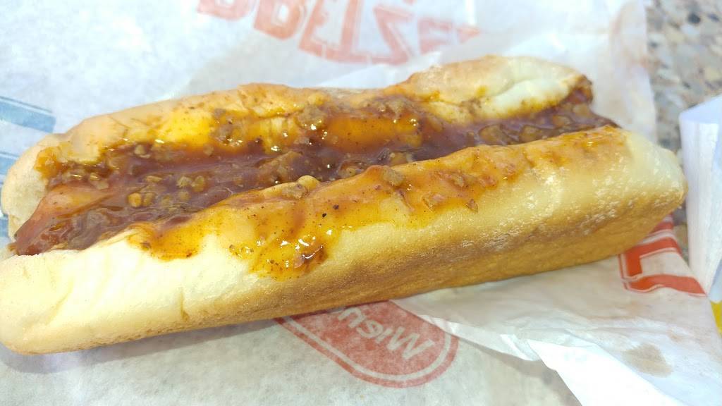 Wienerschnitzel | restaurant | 6050 Folsom Dr, Beaumont, TX 77706, USA | 4093470385 OR +1 409-347-0385