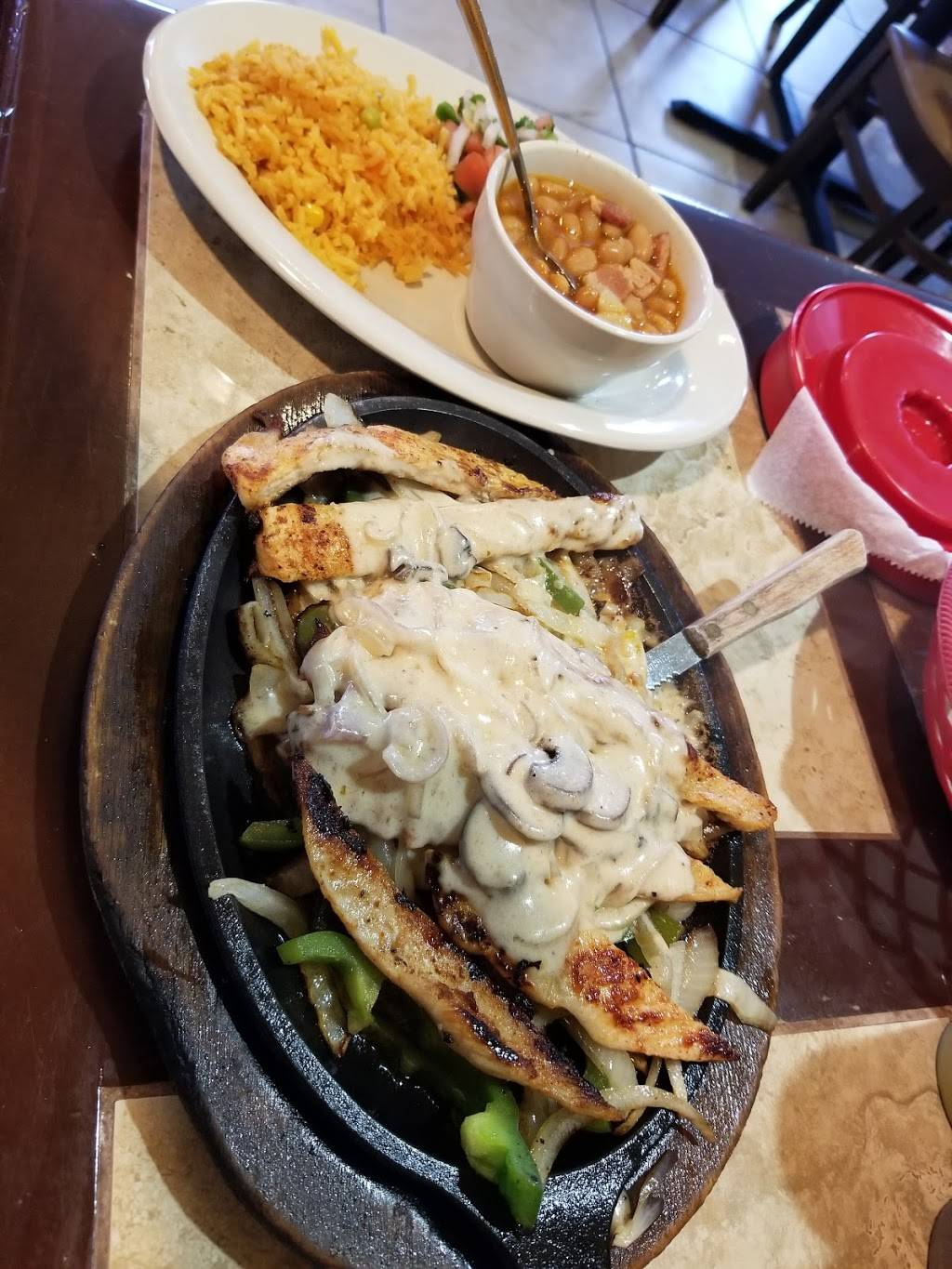 Jimador Restaurant & Bar | restaurant | 1106 Vance Jackson Rd, San Antonio, TX 78201, USA | 2107323315 OR +1 210-732-3315