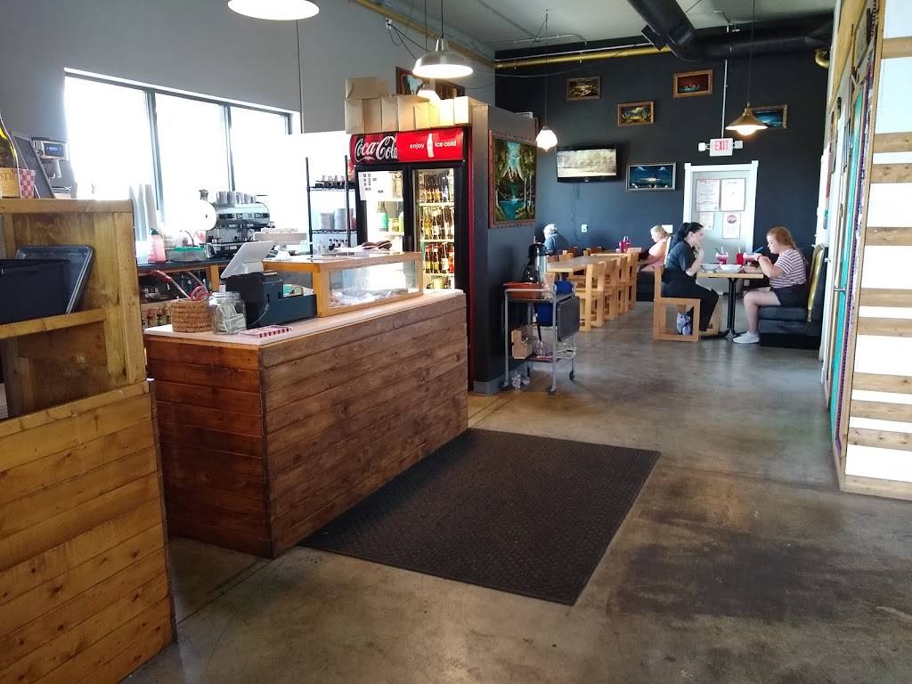 The Bee | bakery | 6740 Woodland Blvd a, Hickman, NE 68372, USA | 4027923437 OR +1 402-792-3437