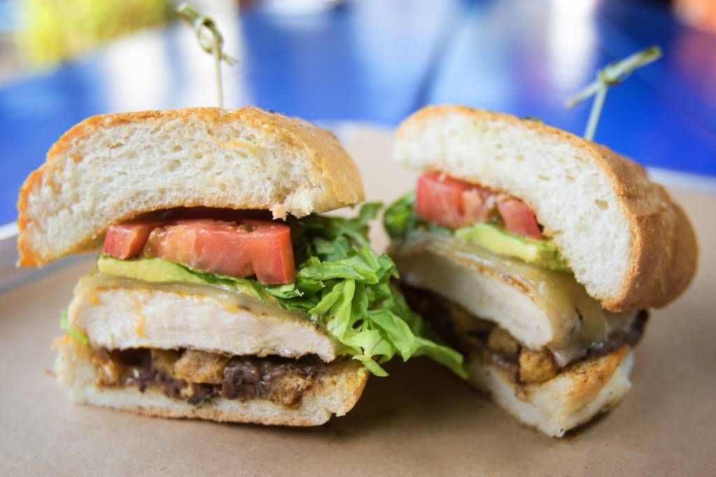 High Fives | restaurant | 1804 McMillan Ave, Dallas, TX 75206, USA | 2148215555 OR +1 214-821-5555