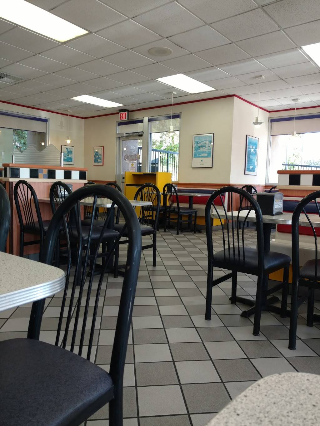 Carls Jr. | restaurant | 26100 Newport Rd, Sun City, CA 92584, USA | 9516799887 OR +1 951-679-9887